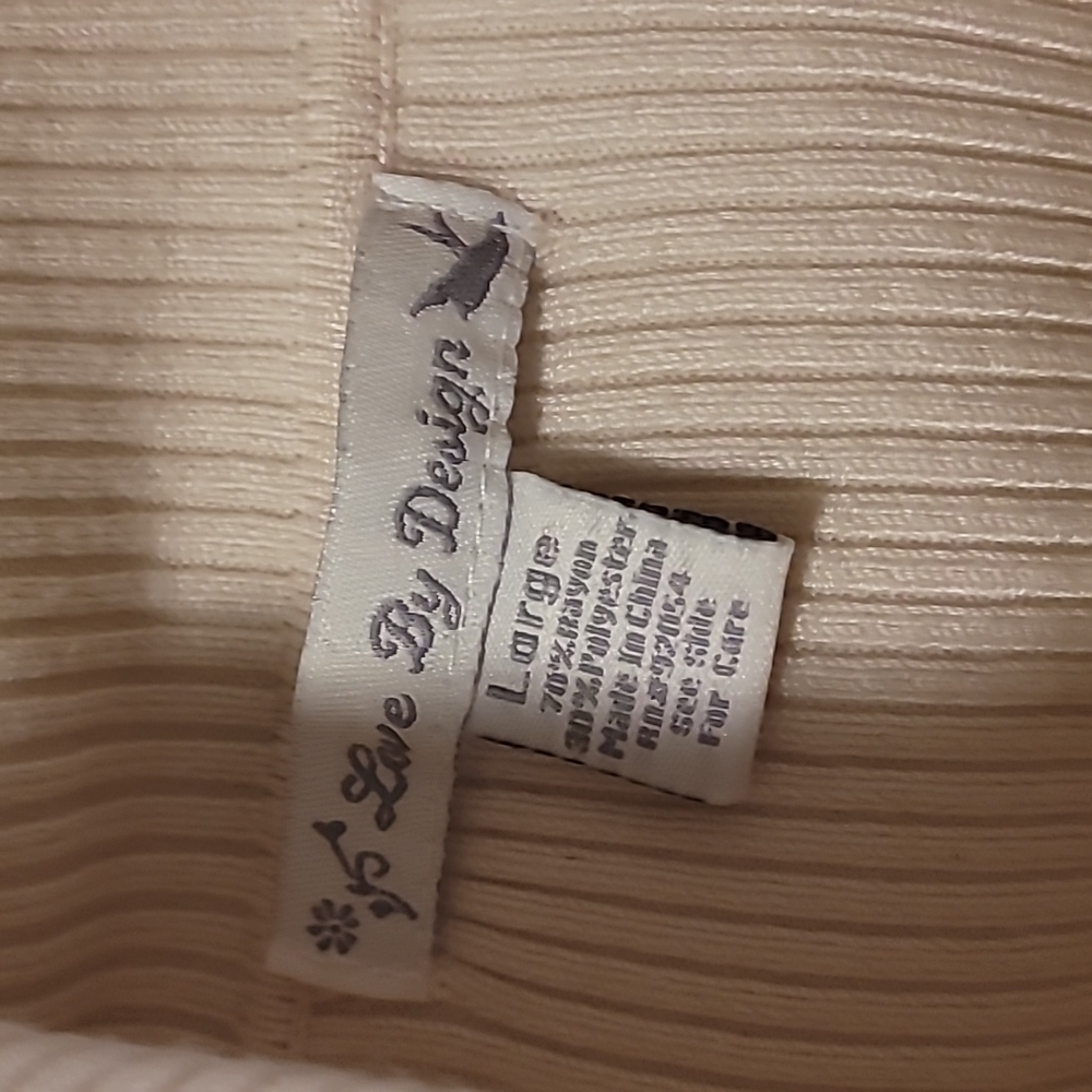 Love by design Sweater - Picture 2 of 2